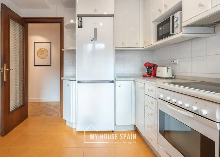 Myhousespain - Amplio Y Luminoso Piso En El Centro Gijón